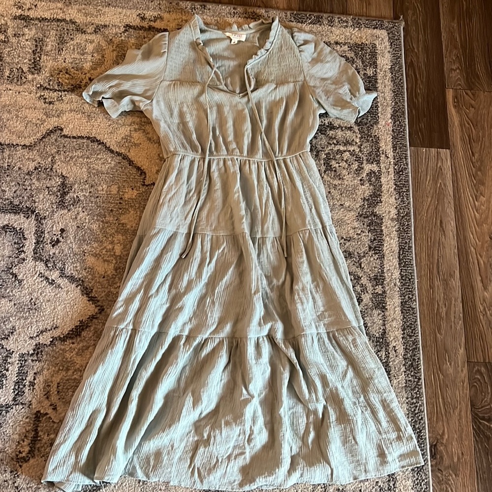 EUC Womens Dress Size Medium